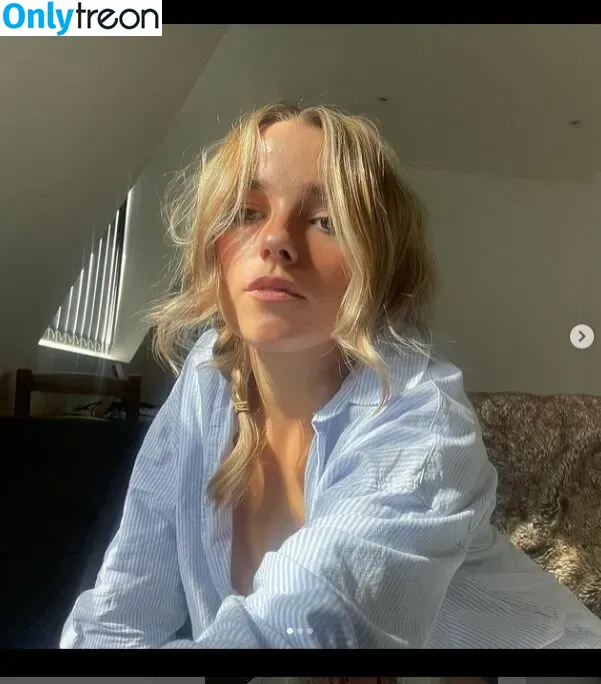 Ailish Morrison nude photo #0003 (Ailish_morrison)