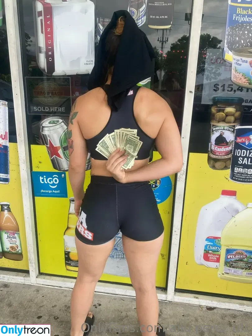 ailu.perez.ufc nude photo #0003 (ailinperezufc)