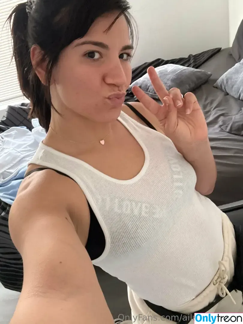 ailu.perez.ufc nude photo #0155 (ailinperezufc)