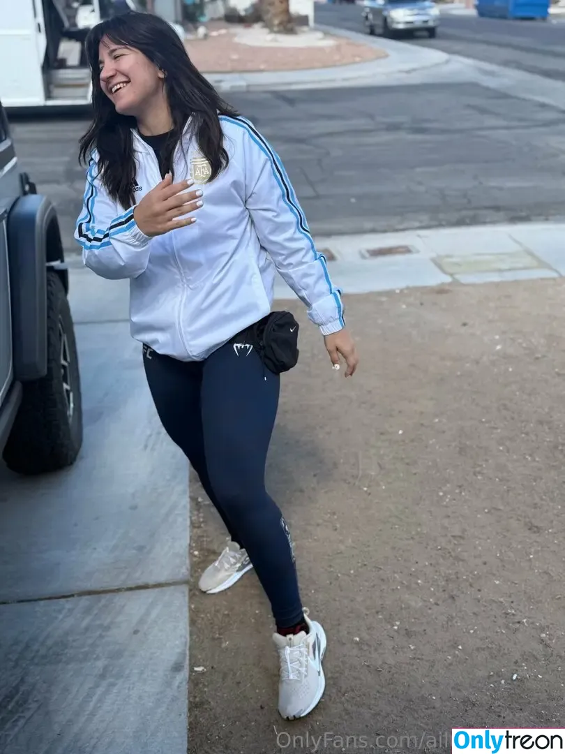 ailu.perez.ufc nude photo #0186 (ailinperezufc)