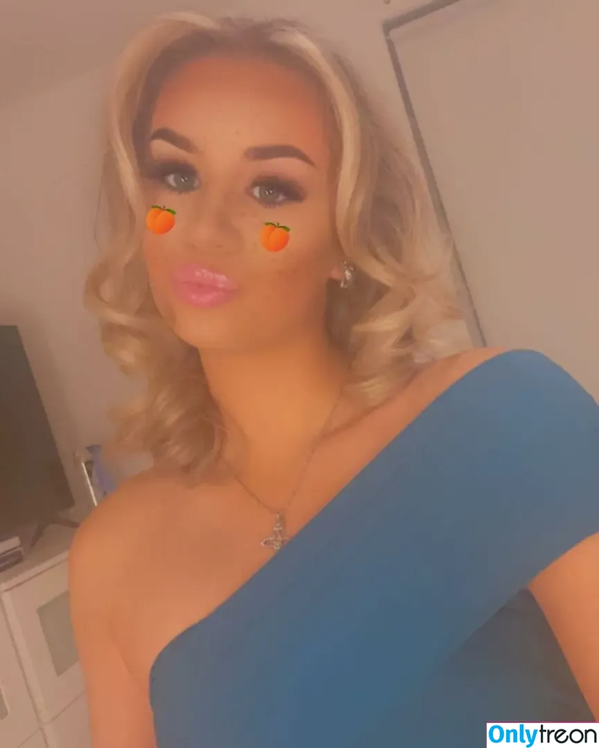 Aimee McColl nude photo #0001 (_aimeemccollx)