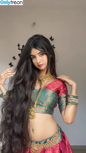 Aishwarya Harishankar / aishwaryaharishankar nude photo #0193