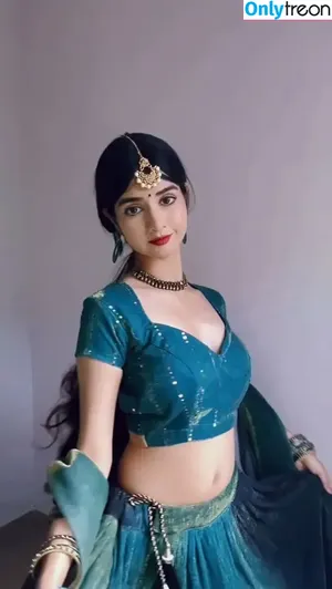 Aishwarya Harishankar / aishwaryaharishankar nude photo #0196