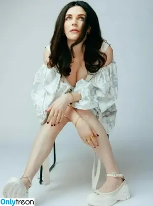 Aisling Bea / baby_aisling / weemissbea nude photo #0130