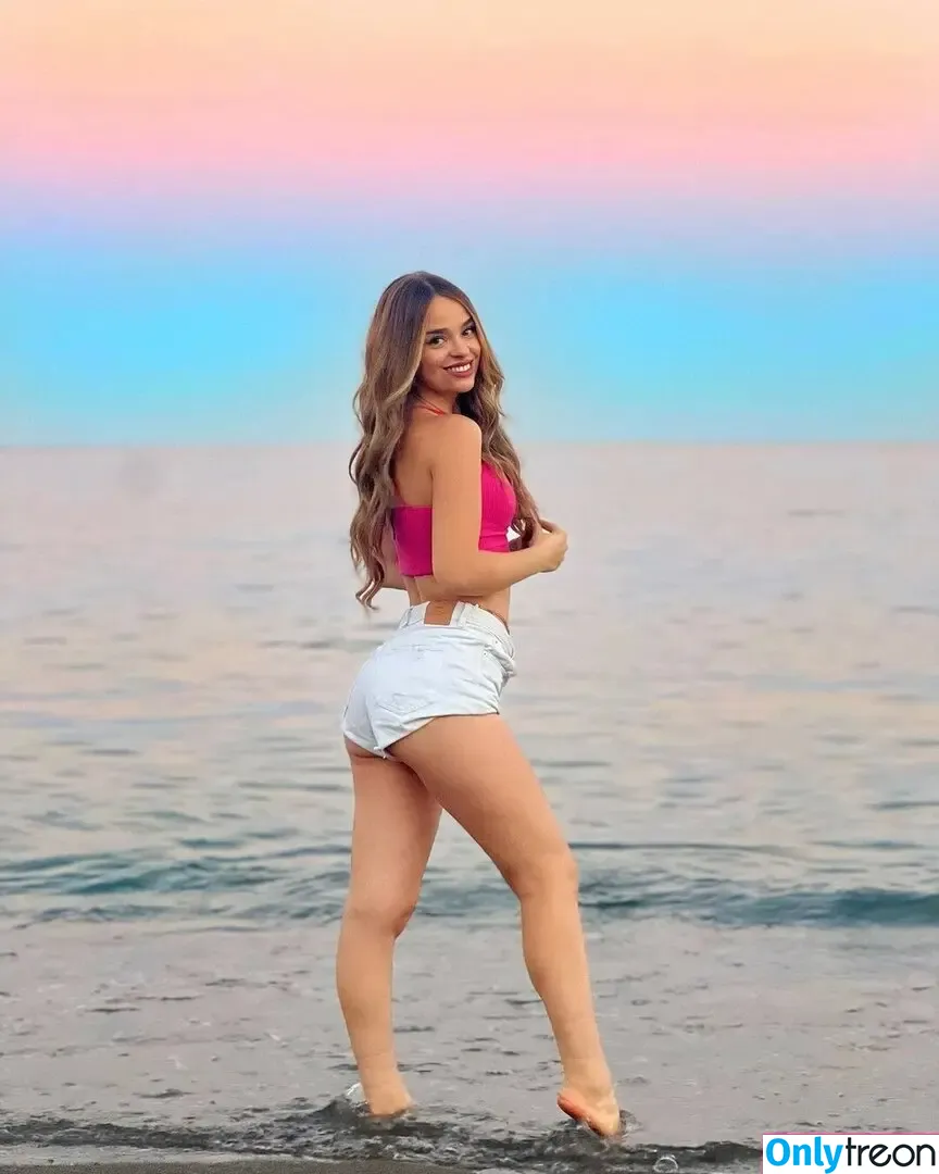 Aitana Etxeberria nude photo #0001 (aitanaetxeberriaofficial)