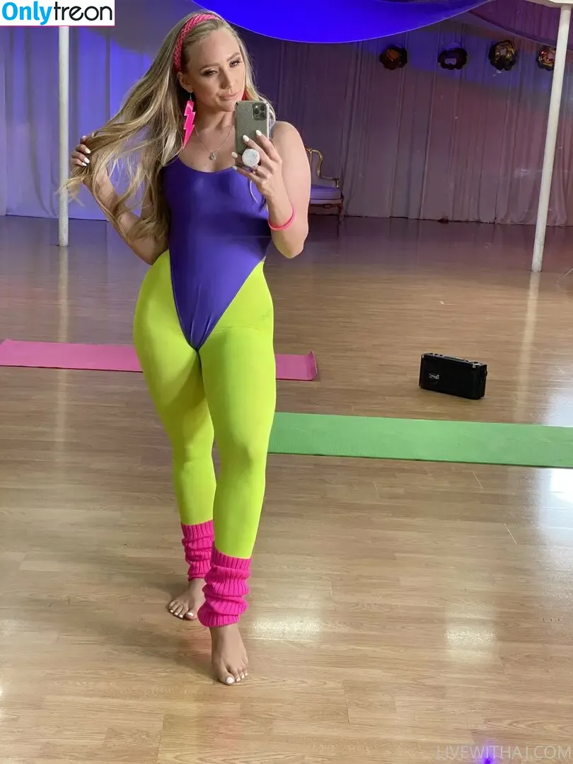 AJ Applegate nude photo #0269 (AJsApplebooty / ajapplegatelive / ajapplegatevip / realajapplegate)