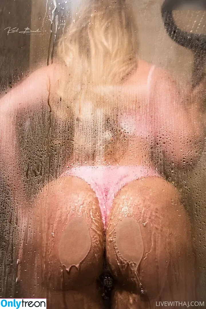 AJ Applegate nude photo #1043 (AJsApplebooty / ajapplegatelive / ajapplegatevip / realajapplegate)