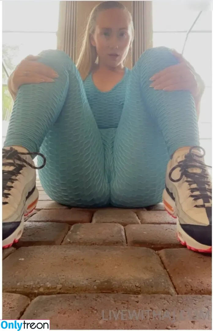 AJ Applegate nude photo #2044 (AJsApplebooty / ajapplegatelive / realajapplegate)