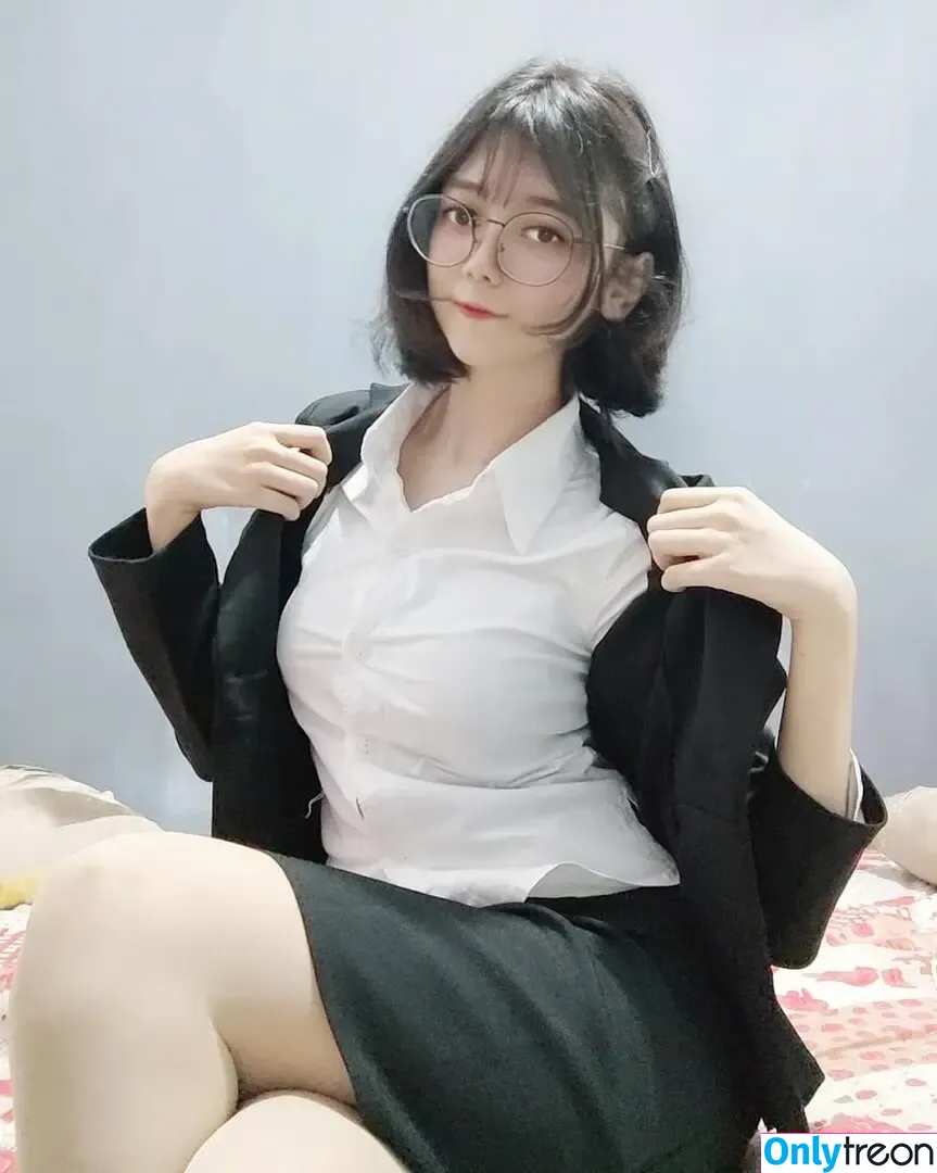 Akazukii Akazukii nude photo #0009 (akazukii_)