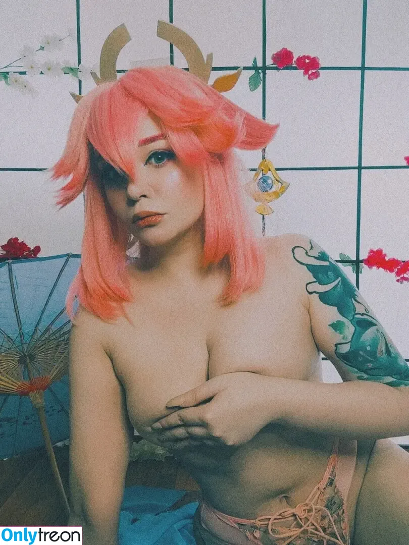 akemi013 nude photo #0010 (help / stellaamour)