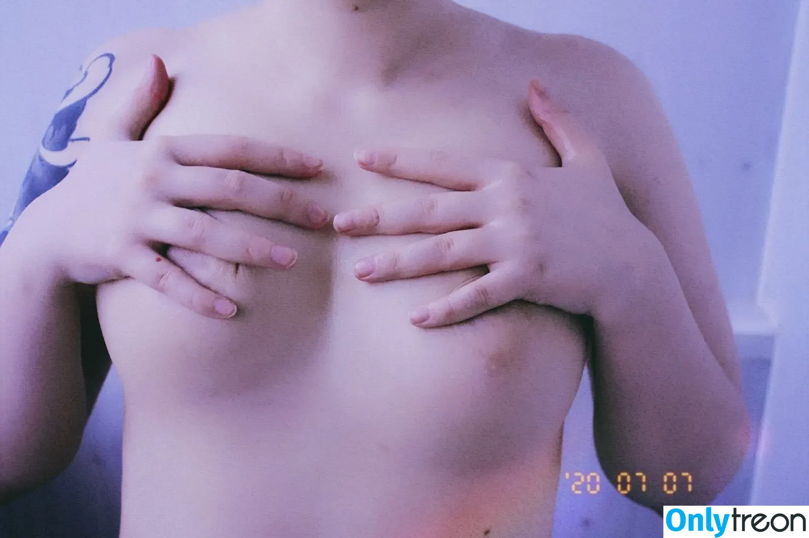 akemi013 nude photo #0040 (help / stellaamour)
