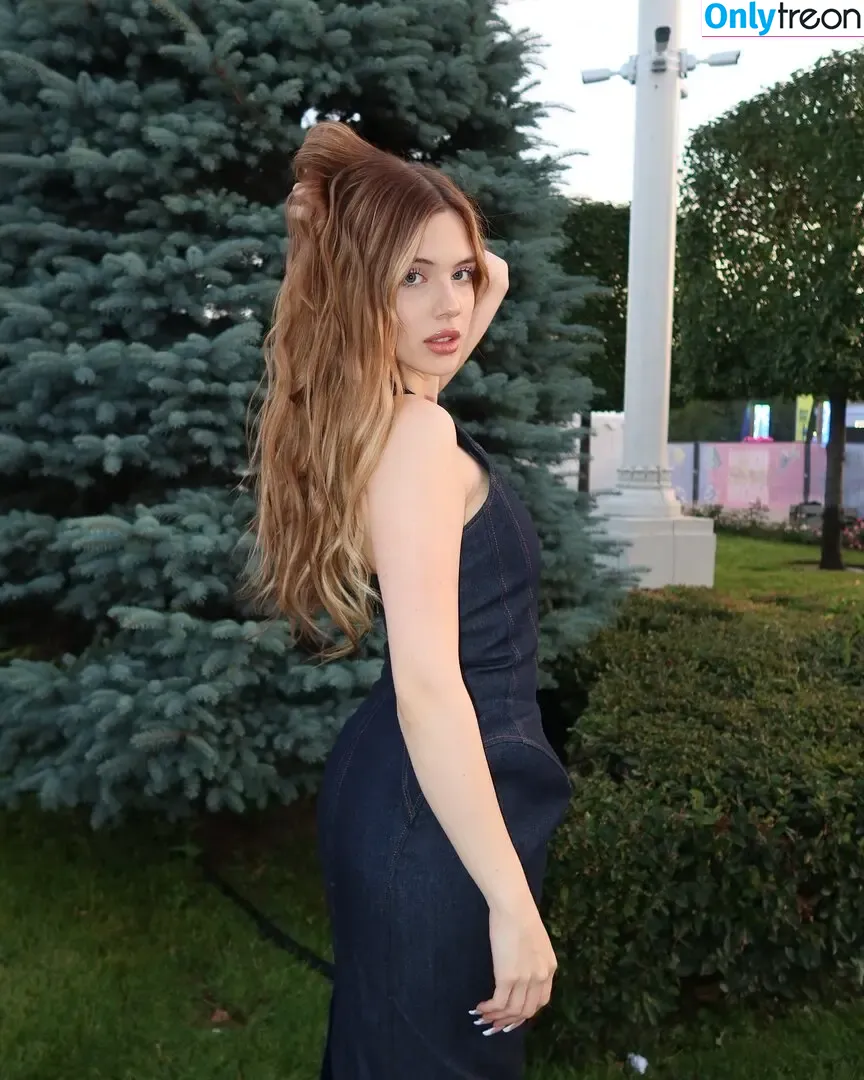 akyuliych nude photo #0402 (anna.utka22)