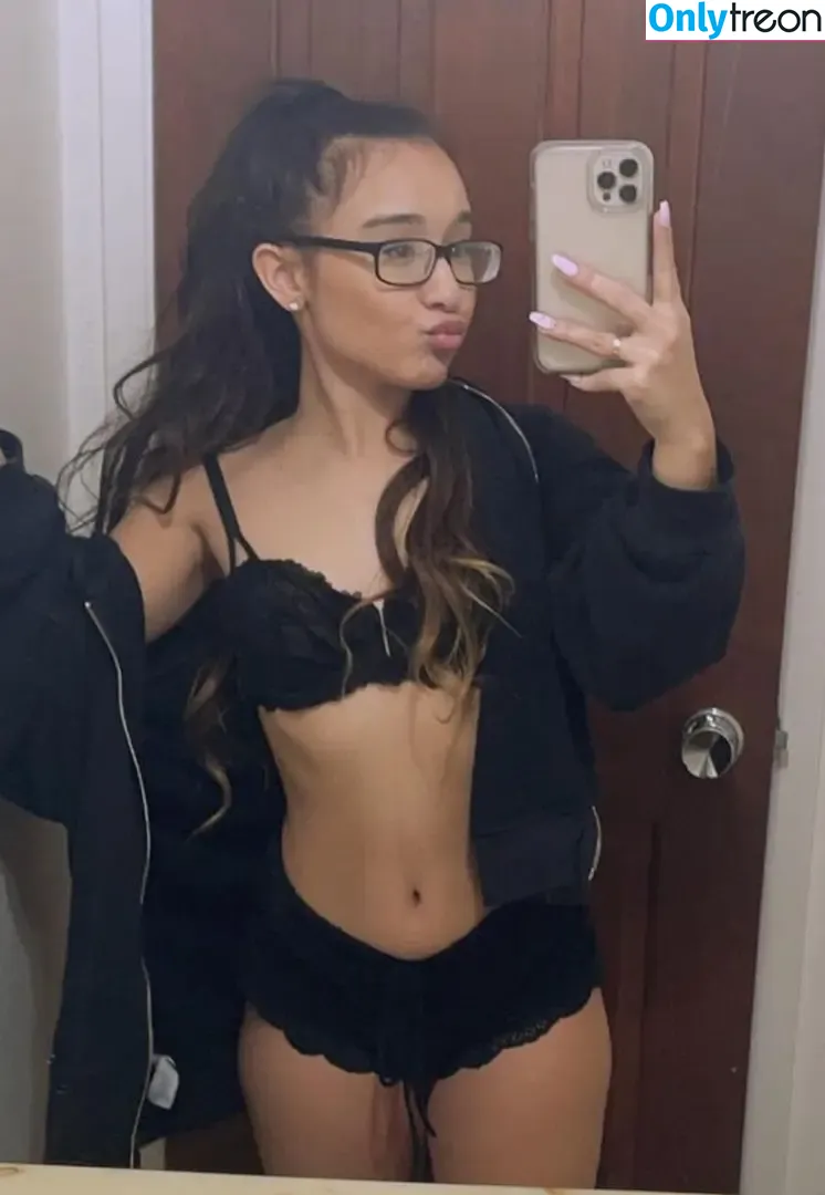 Alahnaly nude photo #0034 (Alahnalyreal)
