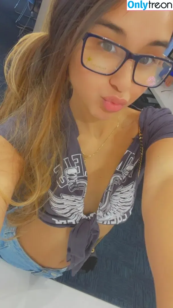 Alahnaly nude photo #0135 (Alahnalyreal)