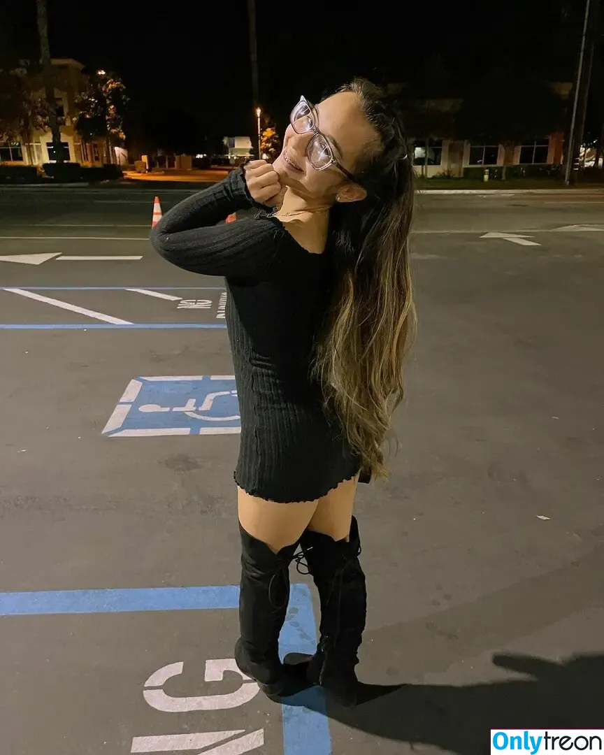 Alahnaly nude photo #0178 (Alahnalyreal)