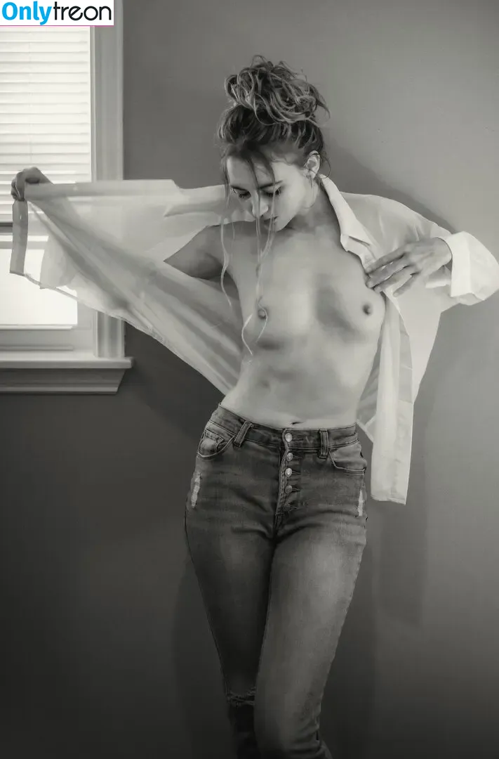Alaina Wulf nude photo #0126 (alainawulf / alphatopwolf22 / leiawulf)