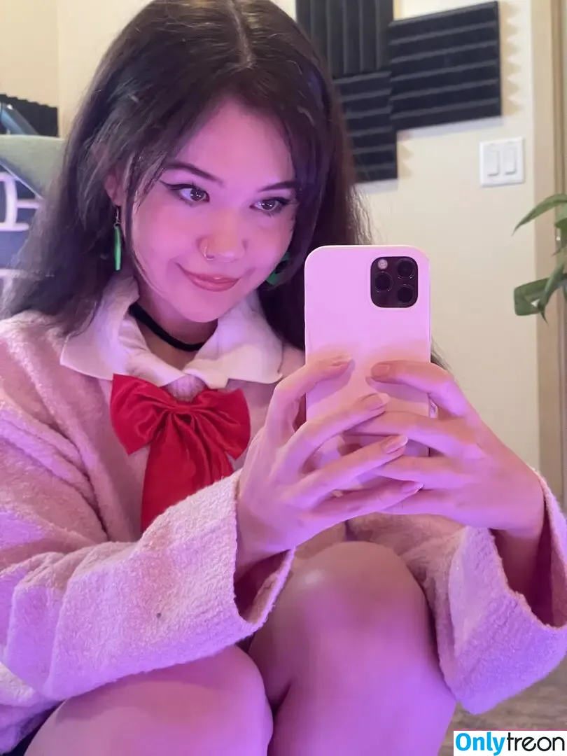 Alana Misako nude photo #0026 (alana.lister / alanamisako)