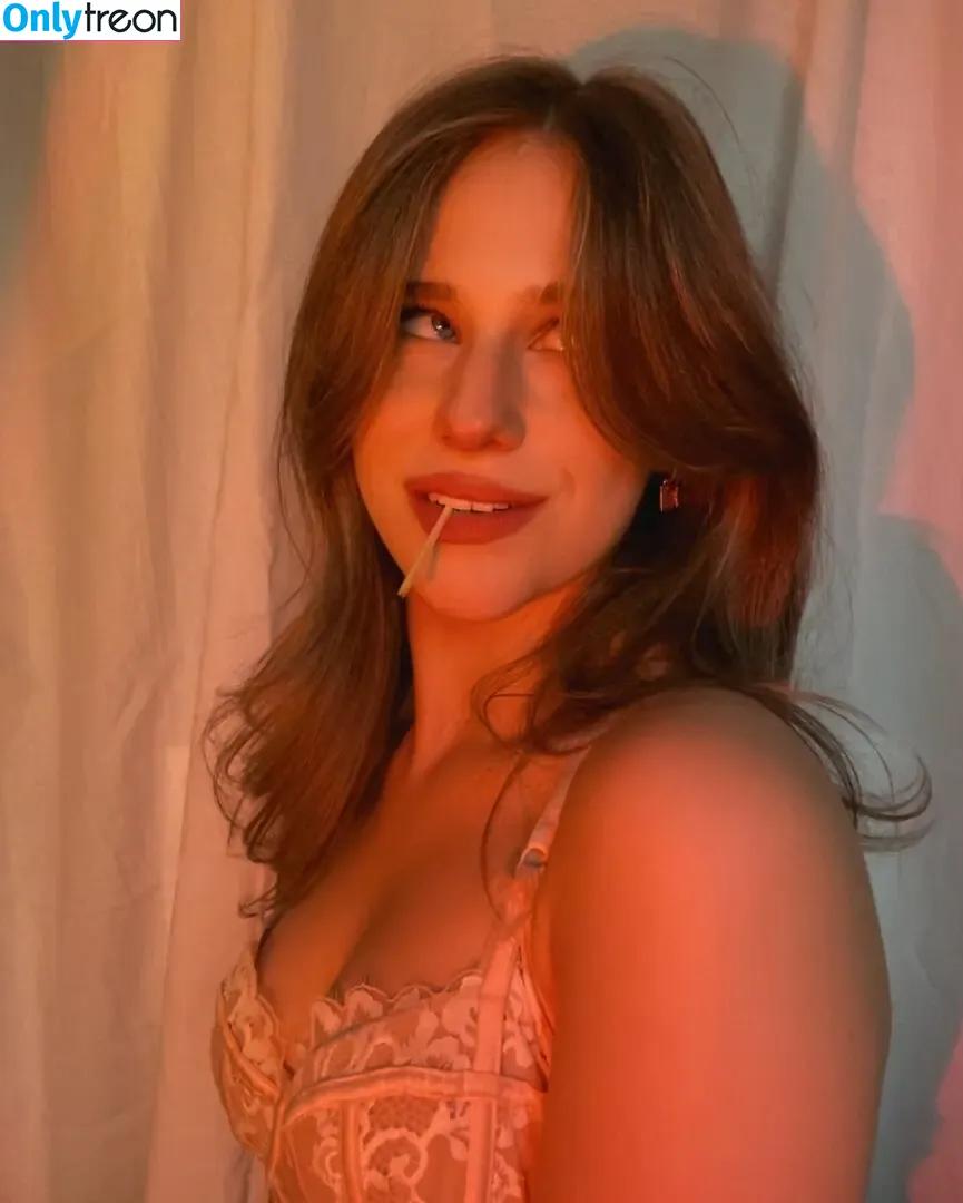 Alaurabidingcitizen nude photo #0004 (api2)