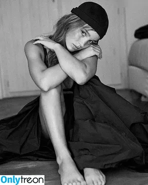 Alba Baptista / CharleeM122 / Warrior Nun / alba.baptista nude photo #0015