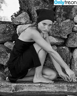 Alba Baptista / CharleeM122 / Warrior Nun / alba.baptista nude photo #0018