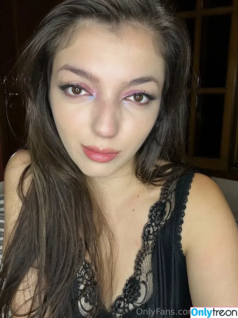 albawett nude photo #0033 (albabott)