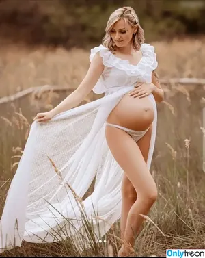 Alciasmomlife / Aliciasmomlife nude photo #0181