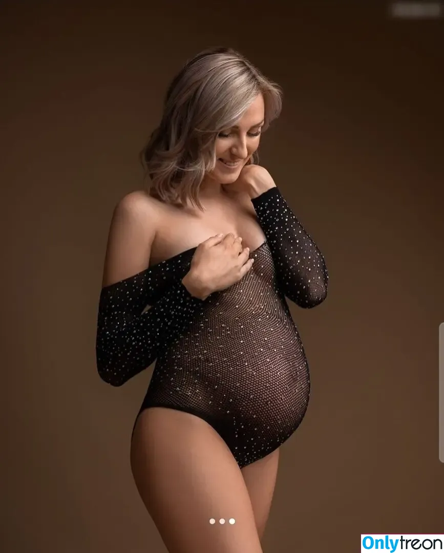 Alciasmomlife nude photo #0154 (Aliciasmomlife)