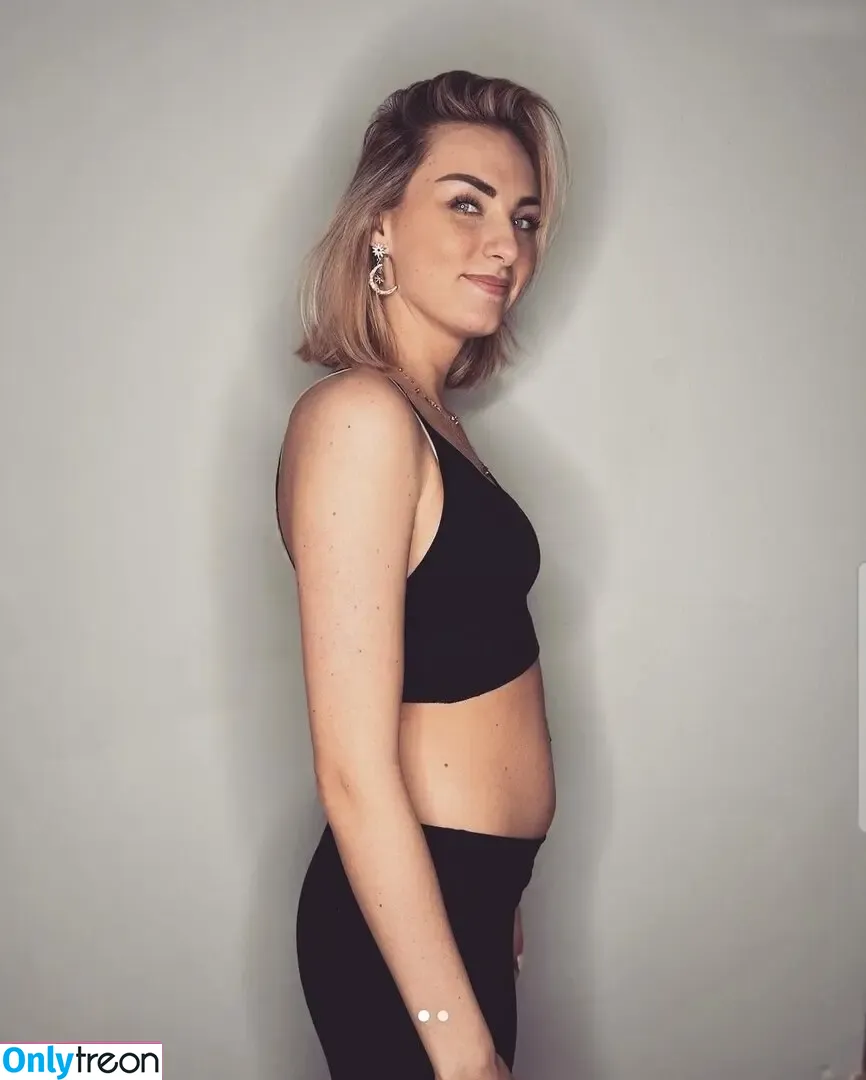 Alciasmomlife nude photo #0162 (Aliciasmomlife)