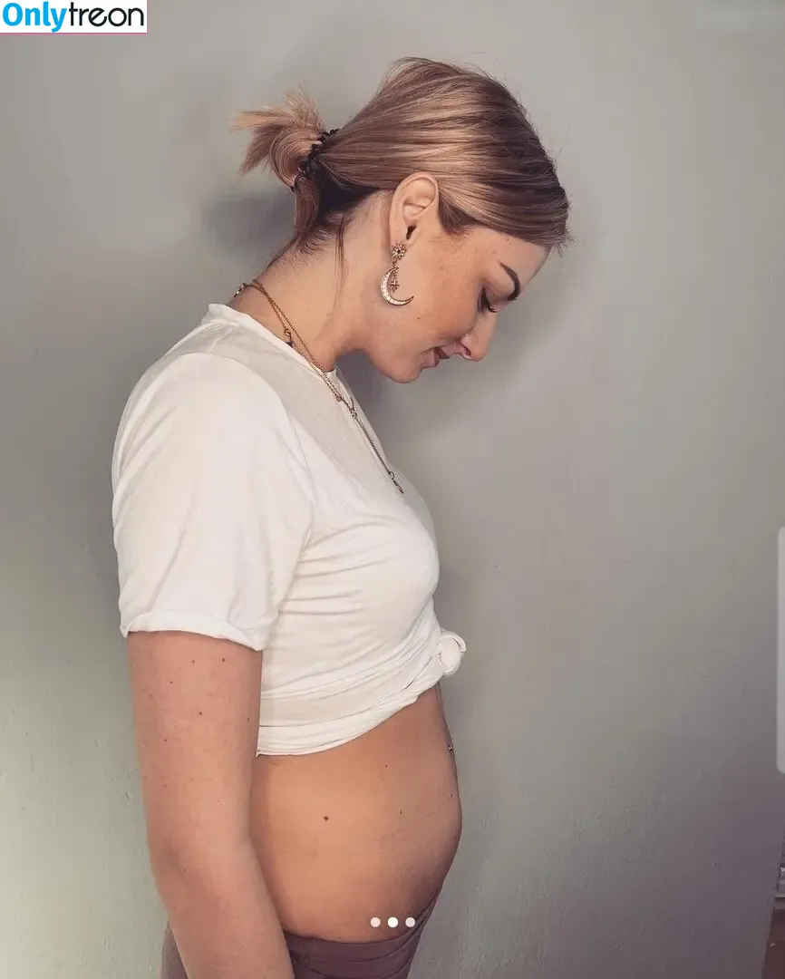 Alciasmomlife nude photo #0173 (Aliciasmomlife)