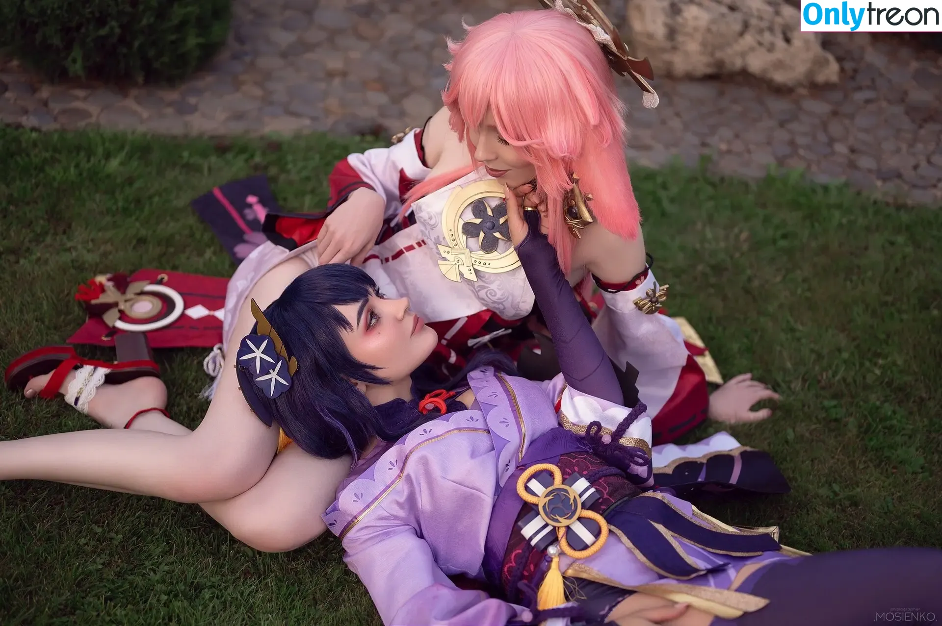 Alcololi nude photo #0751 (Alcoholy / alco__holy / alcoholycos)