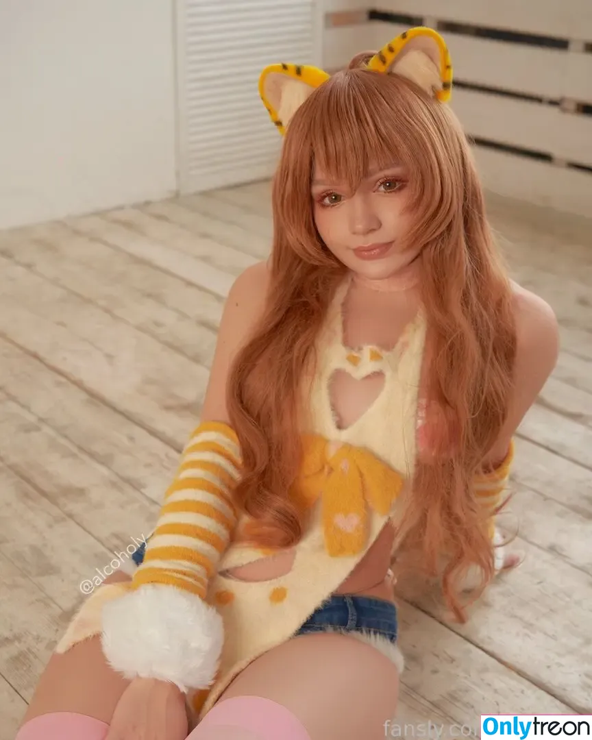 Alcololi nude photo #1401 (Alcoholy / alco__holy / alcoholycos)