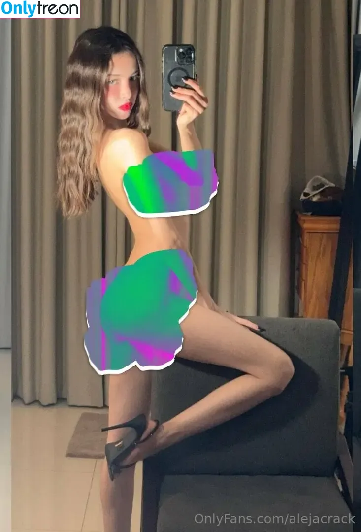 Aleja Crack nude photo #0006 (Alejacrack / alejamadness)
