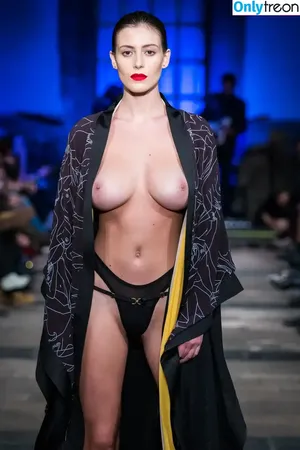 Alejandra Guilmant / AleGuilmantFan / aleguilmant nude photo #0112