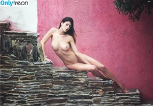 Alejandra Guilmant / AleGuilmantFan / aleguilmant nude photo #1296
