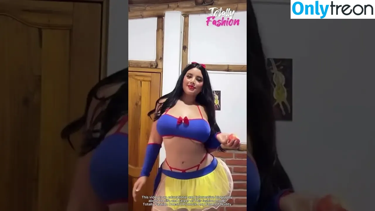 Alejandra Quiróz nude photo #0001 (Alejandra Quiróz)