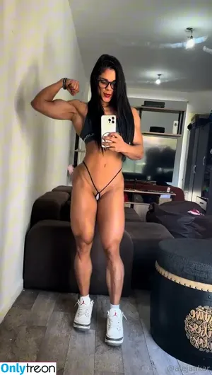 Alejankar nude photo #0021