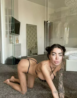 Alena Omovych / alena_omovych / alenaomovich nude photo #0046