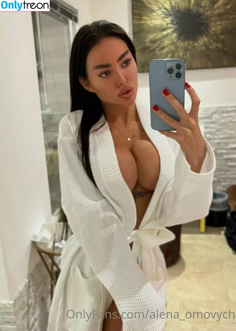 Alena Omovych nude photo #0080 (alena_omovych / alenaomovich)