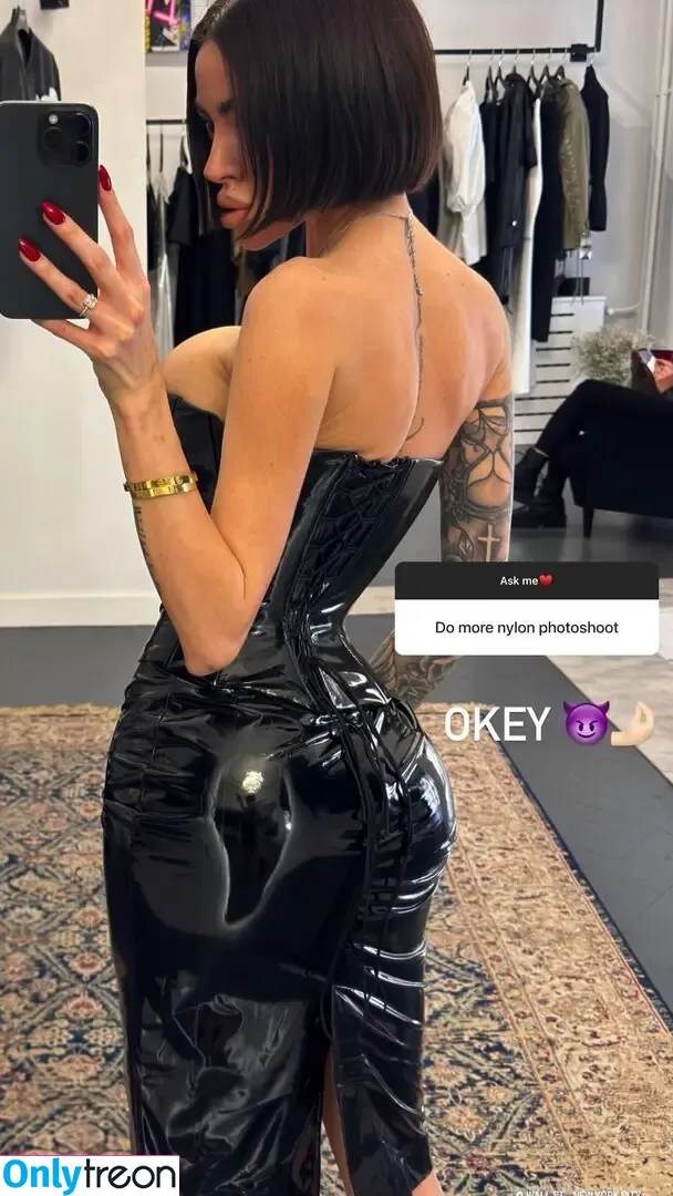 Alena Omovych nude photo #0709 (alena_omovych / alenaomovich)