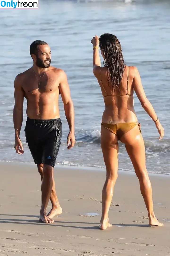 Alessandra Ambrosio nude photo #3840 (aleambrosio / alelovesanja / alessandraambrosio)