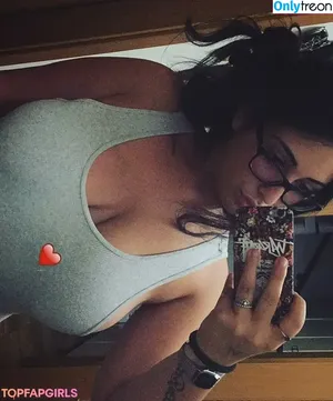  nude photo #0007