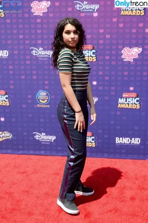 Alessia Cara / alessiacara / alessiasmusic nude photo #0216