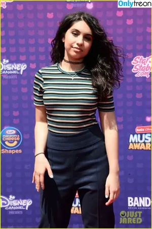 Alessia Cara / alessiacara / alessiasmusic nude photo #0218