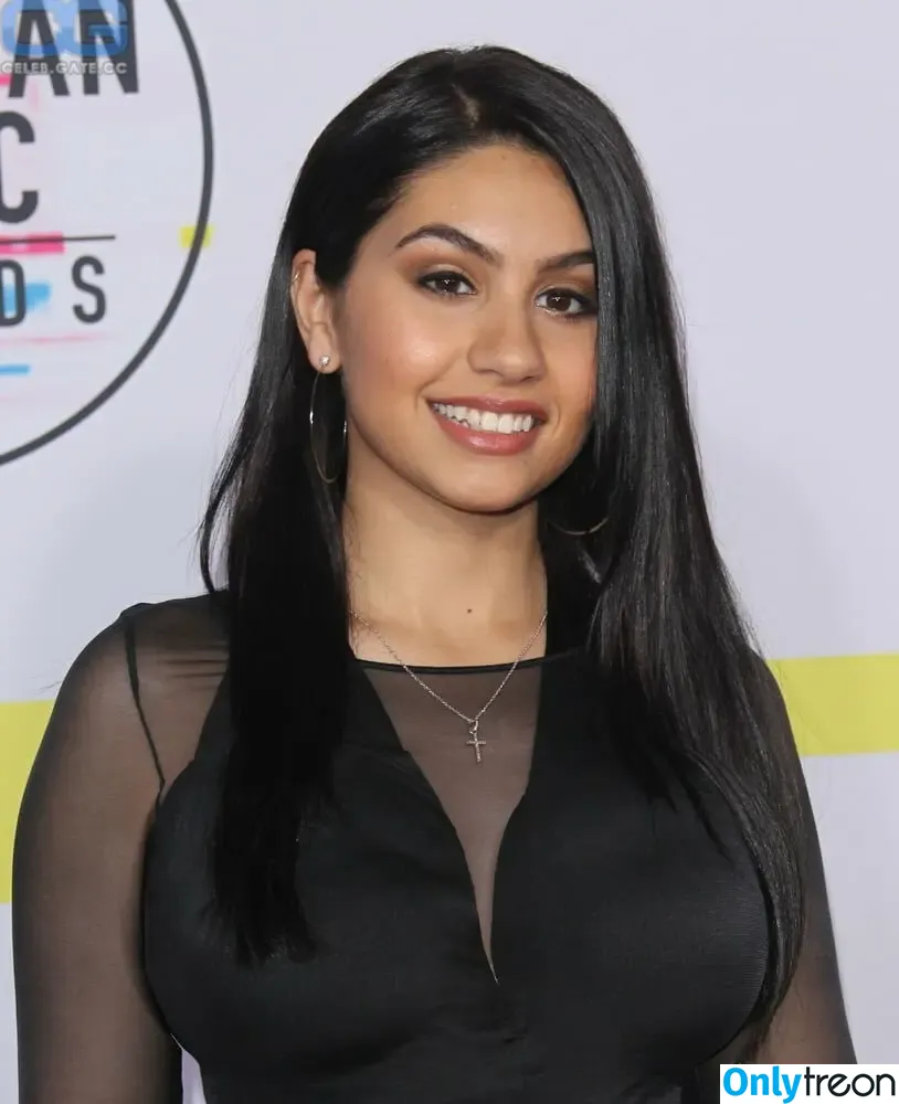 Alessia Cara nude photo #0217 (alessiacara / alessiasmusic)