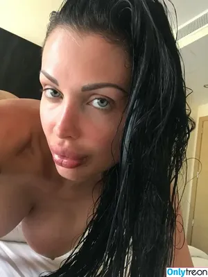 Aletta Ocean / ALETTAOCEANXXXX / alettaoceanofficial1 nude photo #0072
