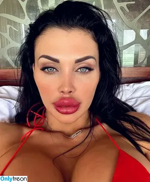 Aletta Ocean / ALETTAOCEANXXXX / alettaoceanofficial1 nude photo #0608