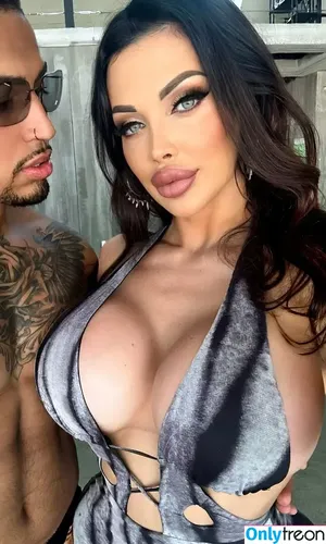 Aletta Ocean / ALETTAOCEANXXXX / alettaoceanofficial1 nude photo #0795