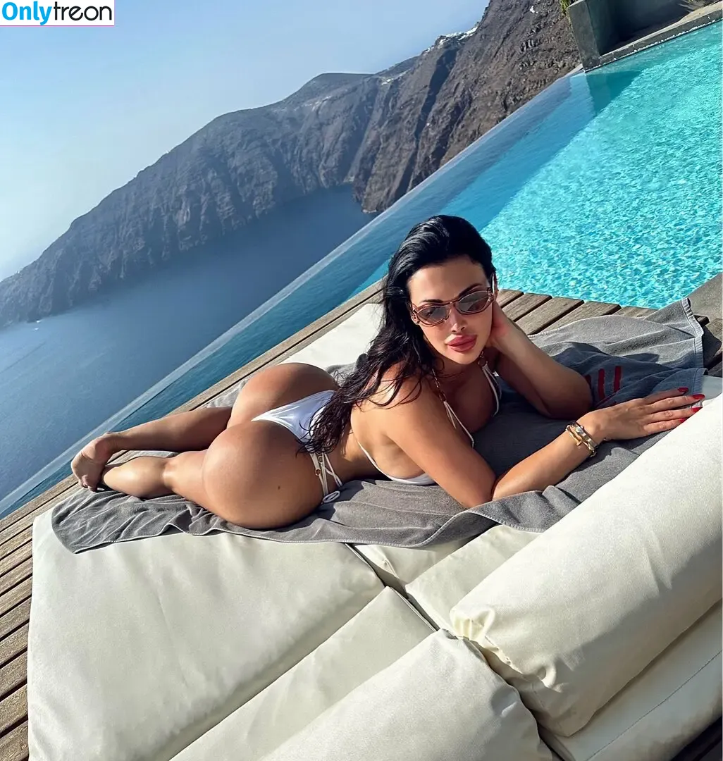 Aletta Ocean nude photo #0611 (ALETTAOCEANXXXX / alettaoceanofficial1)