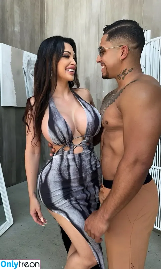 Aletta Ocean nude photo #0794 (ALETTAOCEANXXXX / alettaoceanofficial1)