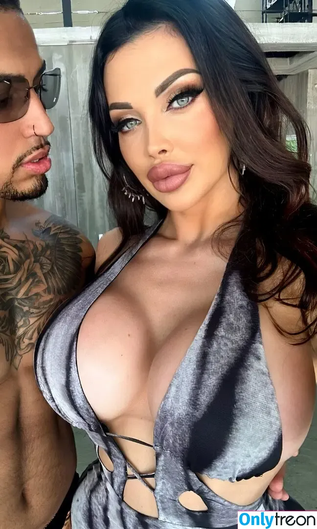 Aletta Ocean nude photo #0795 (ALETTAOCEANXXXX / alettaoceanofficial1)